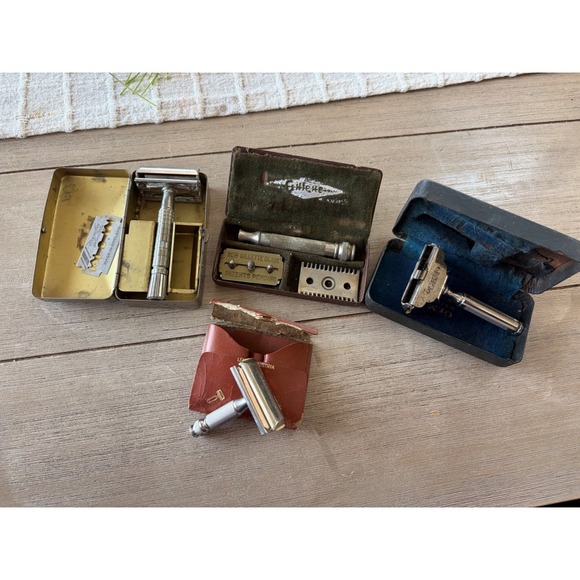 gillette Other - Lot of vintage safety razors Gillette Gem with cases